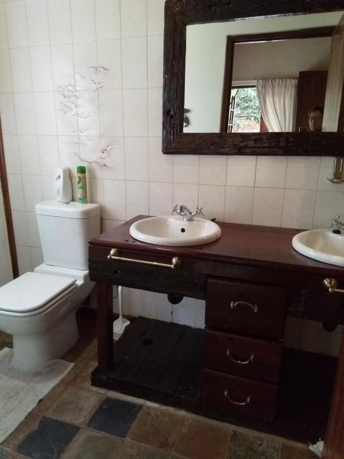 Khokha Moya Guesthouse 埃尔默洛 外观 照片