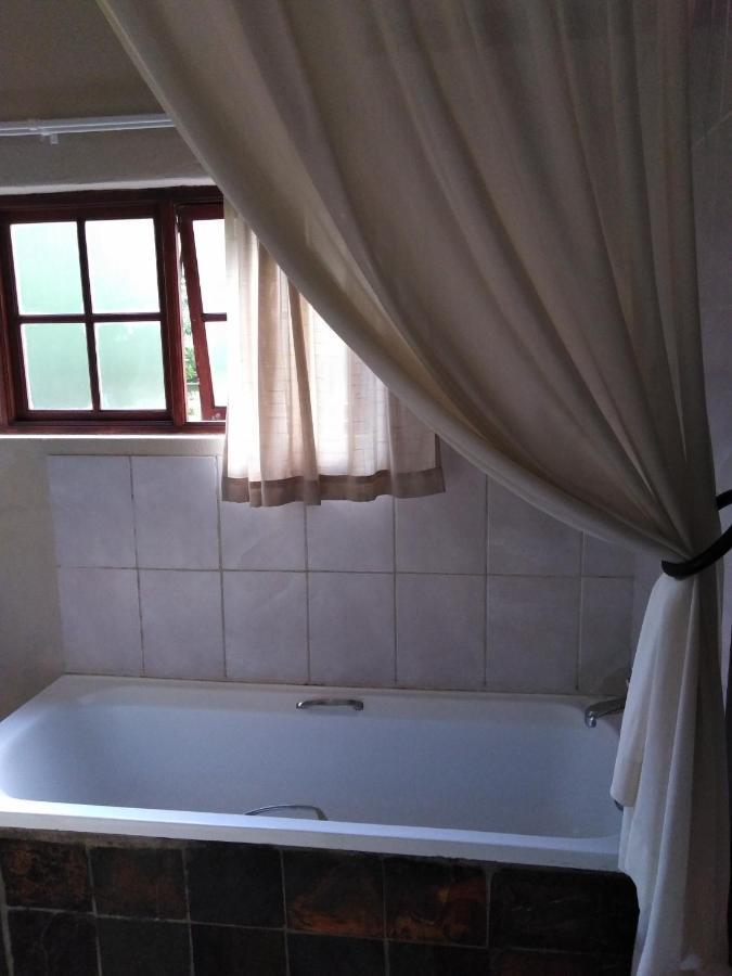 Khokha Moya Guesthouse 埃尔默洛 外观 照片