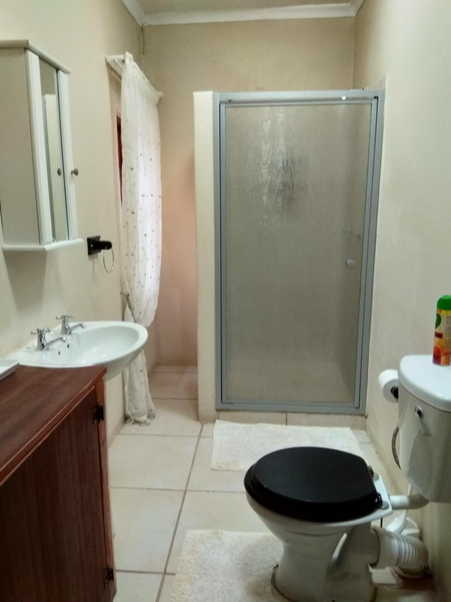 Khokha Moya Guesthouse 埃尔默洛 外观 照片