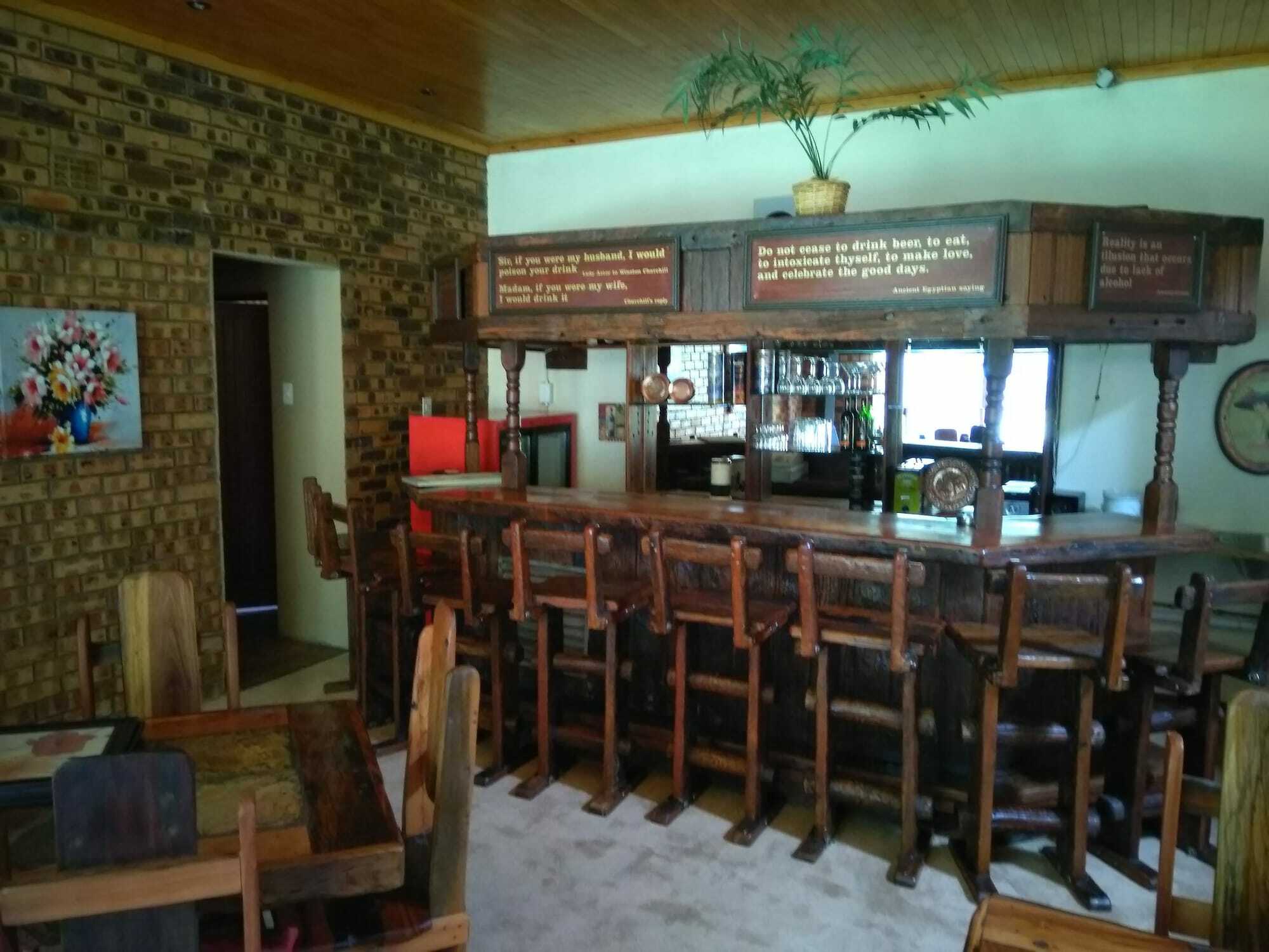 Khokha Moya Guesthouse 埃尔默洛 外观 照片